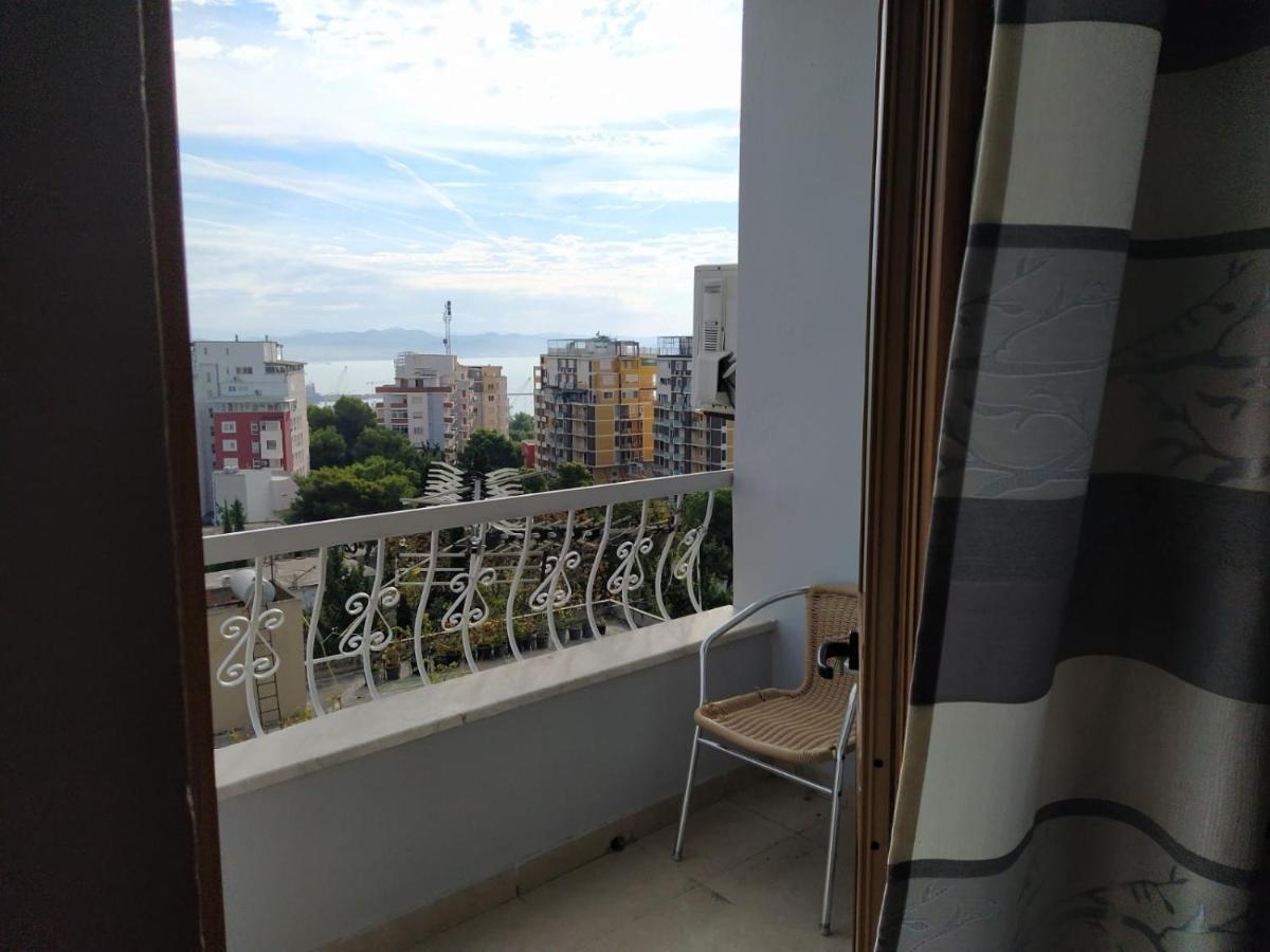 Apartament Jozi Kaiser 2 *