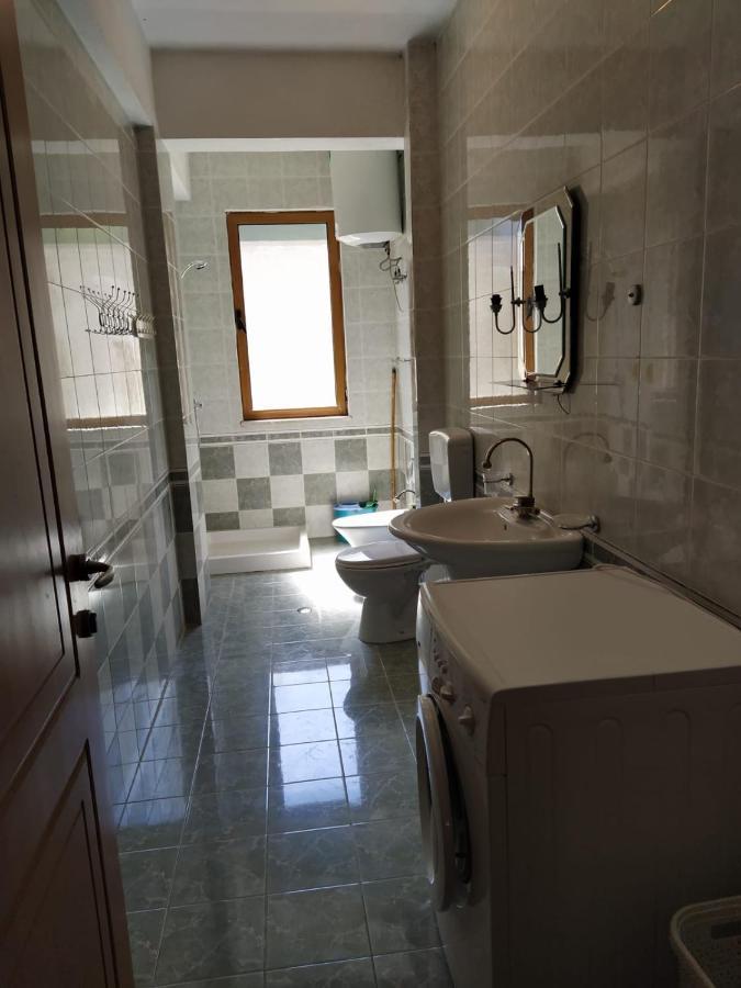 Jozi Kaiser 2 Apartament Durrës